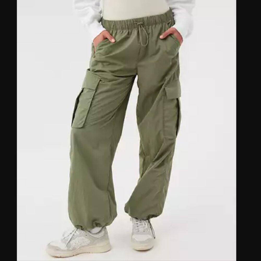 Offline by Aerie Chill Moves Cargo Pant Size Small Army Green